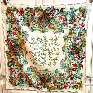 Vtg Small Square Polyester Table Cloth with Repeating Pattern Pink Roses Florals